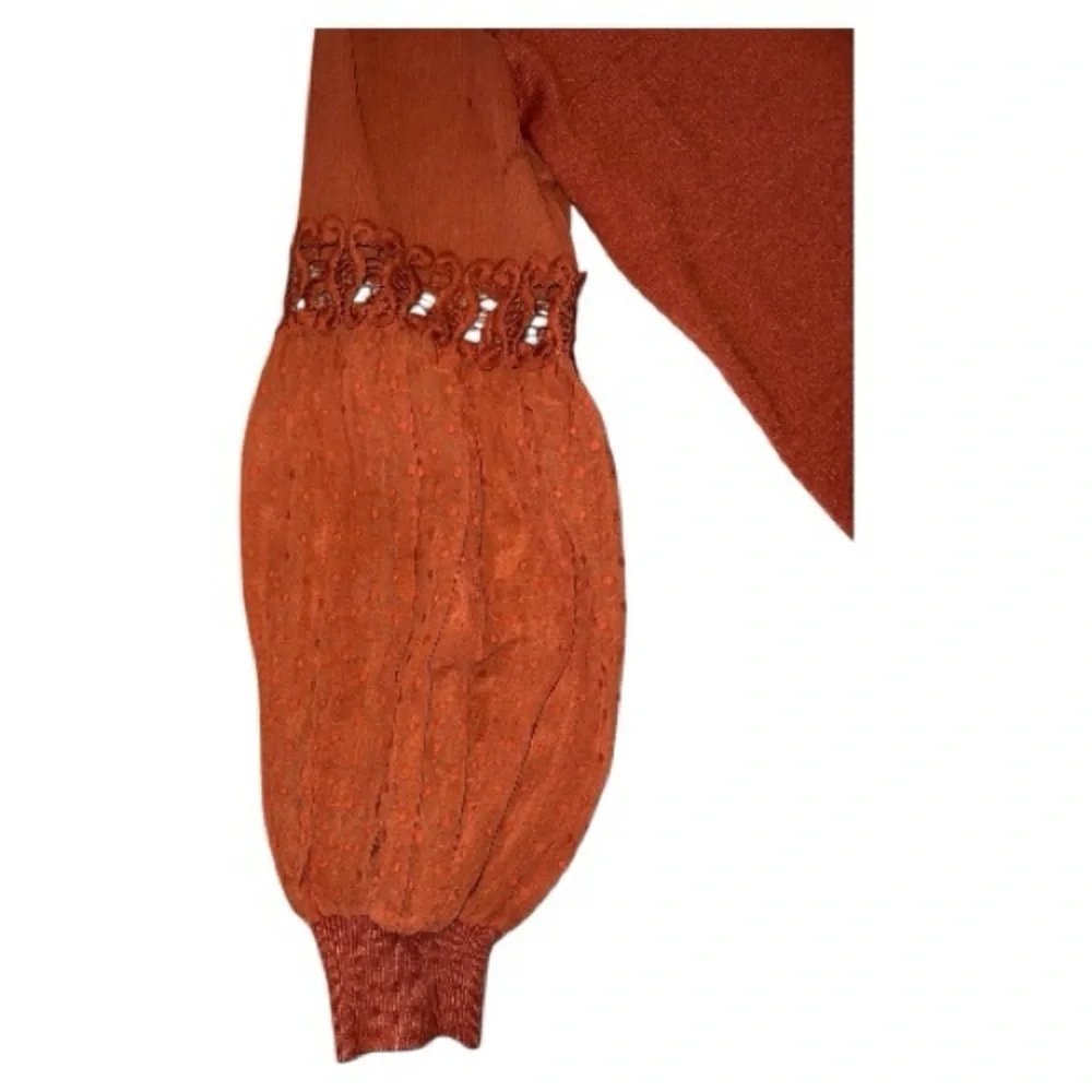 Sioni Milano size medium, Terracotta soft sweater, ornate sleeves